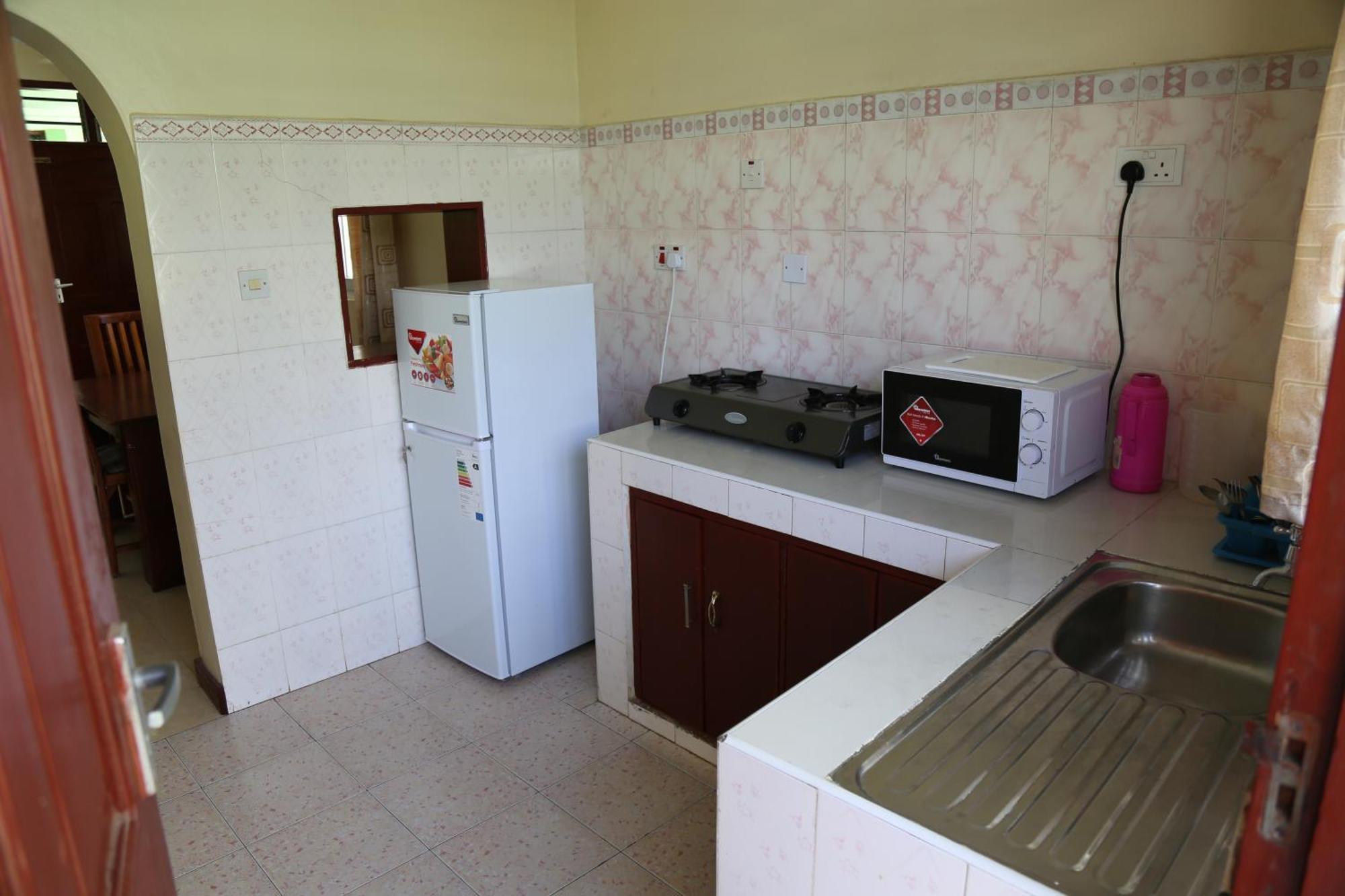 Prestige Leisure Hotel Mtwapa Kültér fotó
