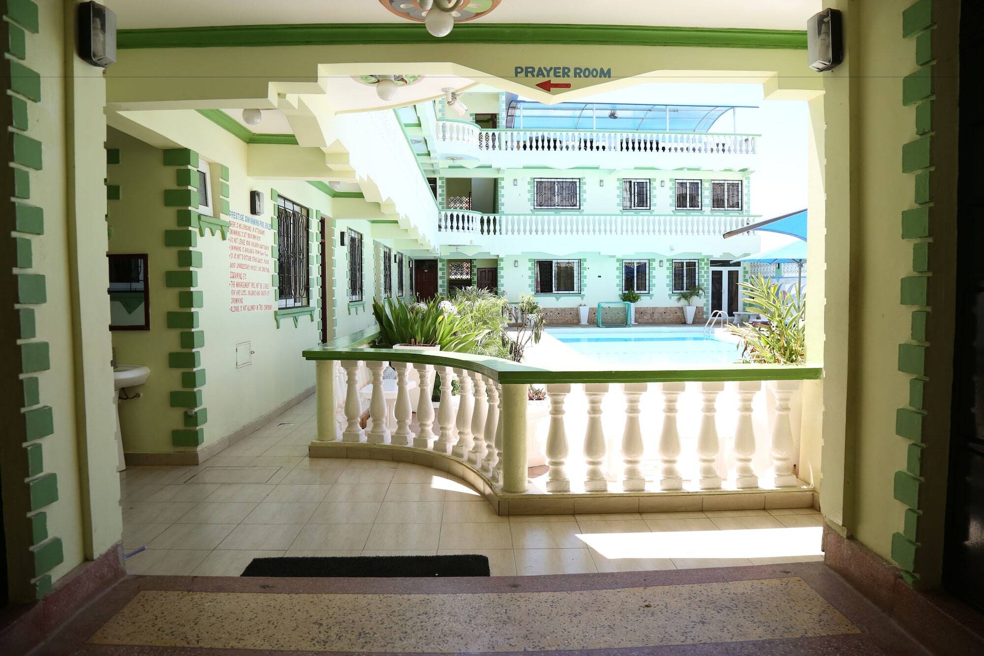Prestige Leisure Hotel Mtwapa Kültér fotó